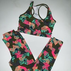 Supplex Leggings that enhance your body shape.